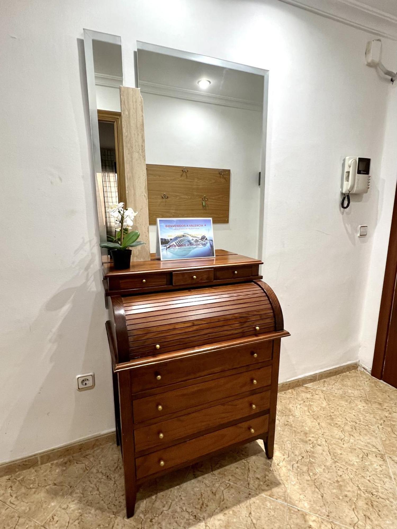 Moderno Y Acogedor Apartamento Para 6 Personas Valência Exterior foto