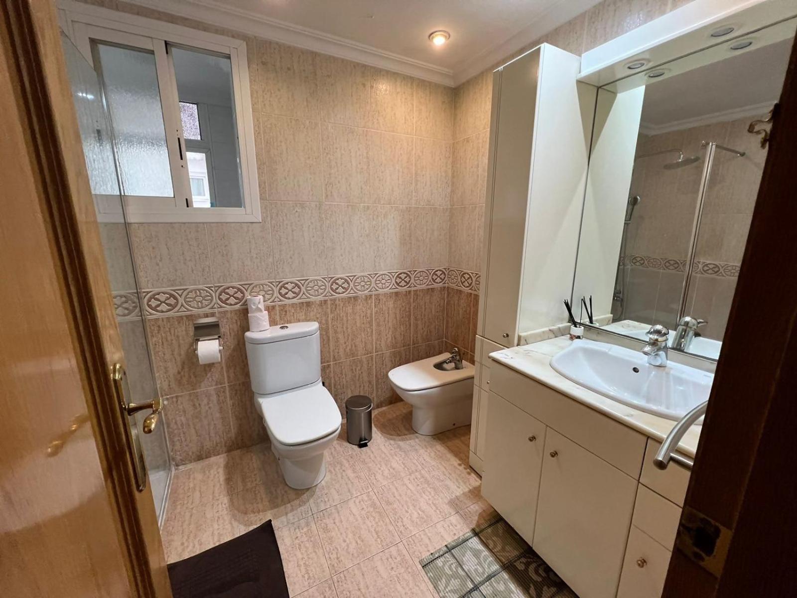 Moderno Y Acogedor Apartamento Para 6 Personas Valência Exterior foto